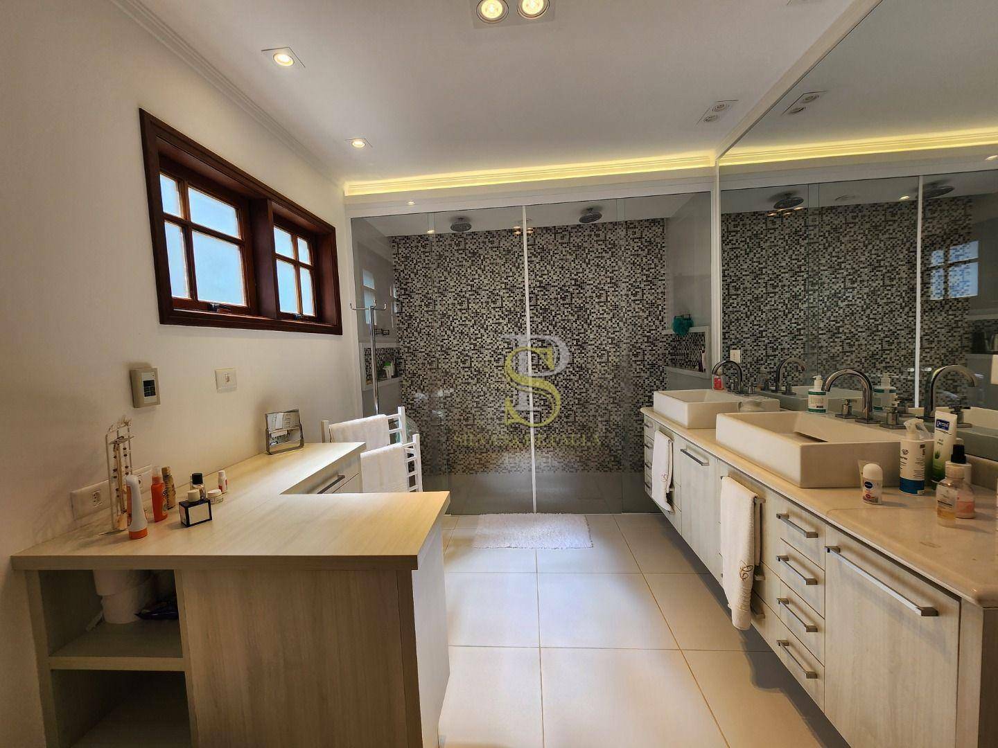 Casa de Condomínio à venda com 6 quartos, 850m² - Foto 31