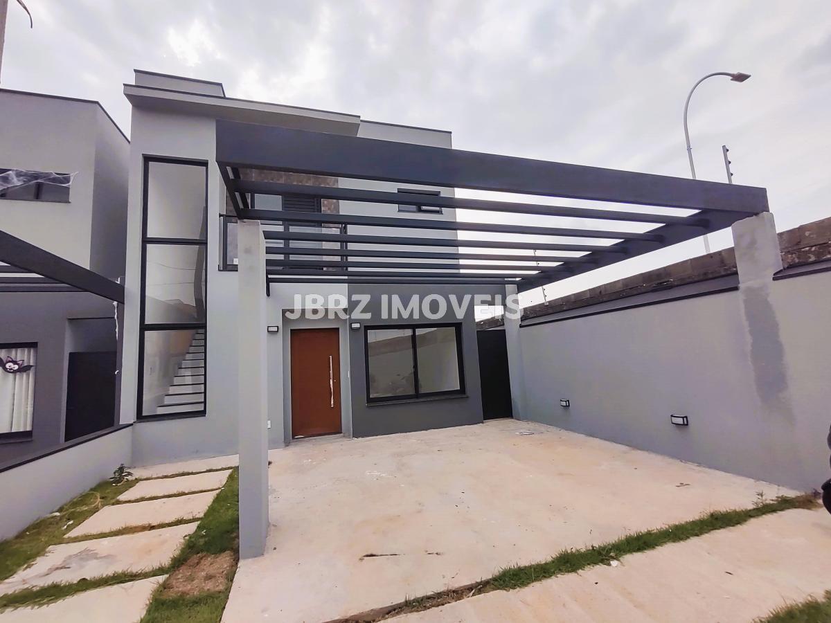 Casa à venda com 3 quartos, 186m² - Foto 1