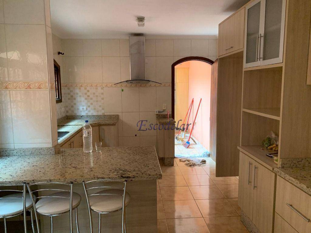 Sobrado à venda com 3 quartos, 120m² - Foto 2