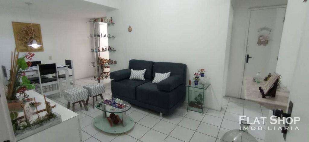 Apartamento à venda com 3 quartos, 79m² - Foto 1