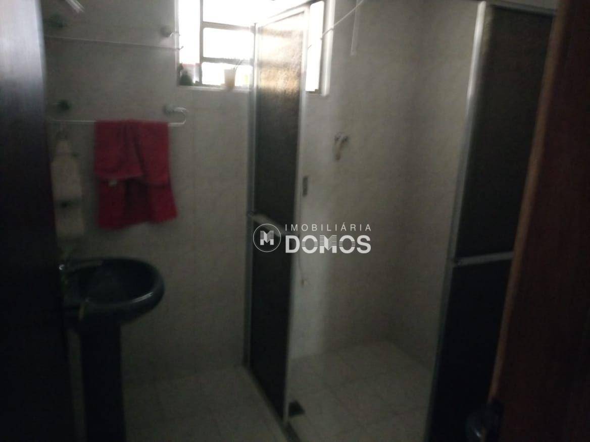 Casa à venda com 3 quartos, 300M2 - Foto 7