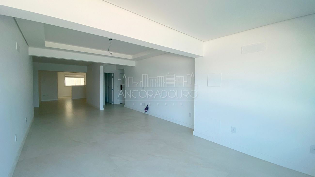 Apartamento à venda com 4 quartos, 145m² - Foto 11