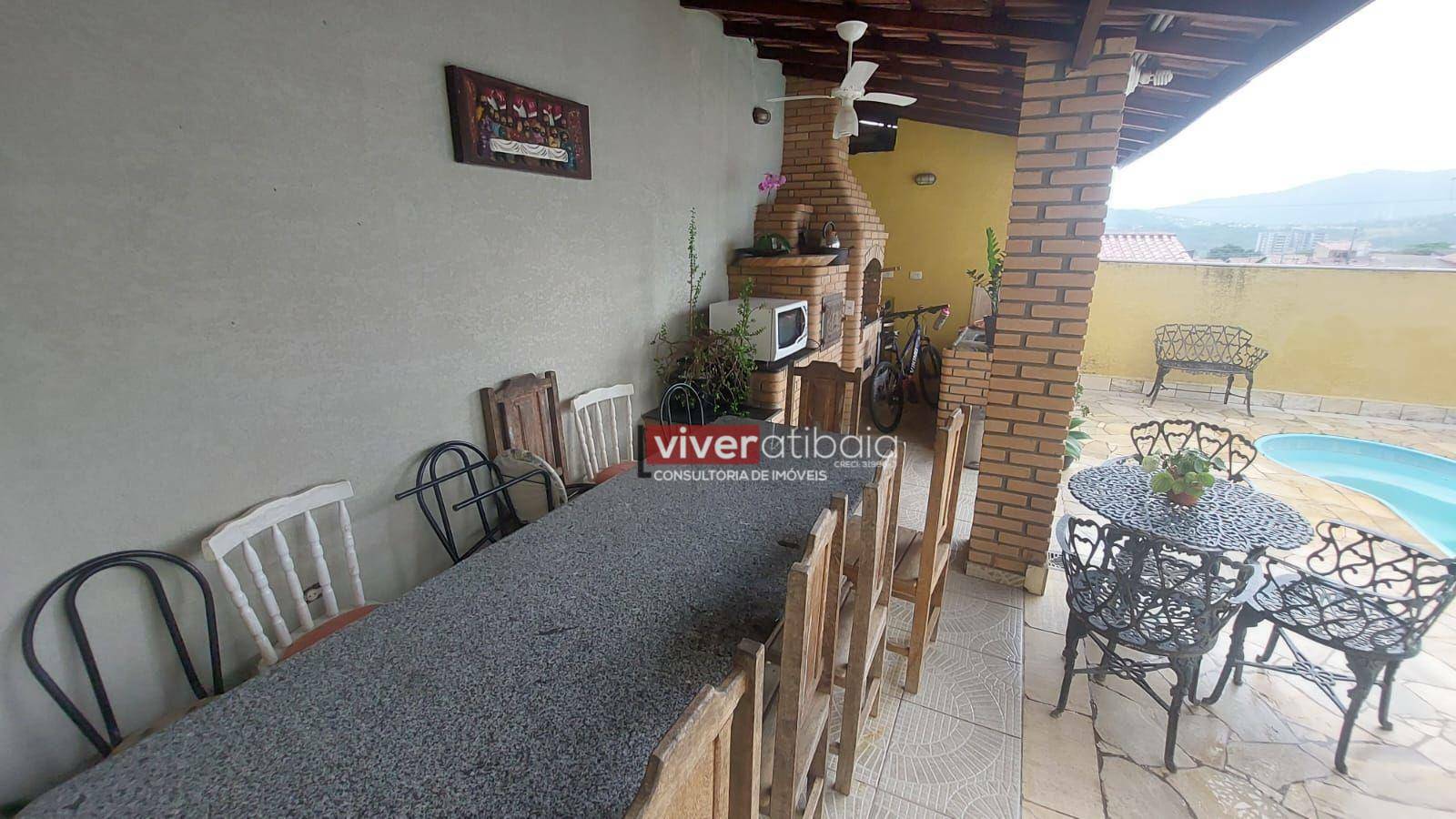 Casa à venda com 4 quartos, 200m² - Foto 15