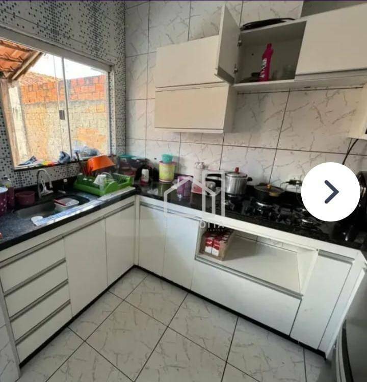 Casa à venda com 2 quartos, 76m² - Foto 3