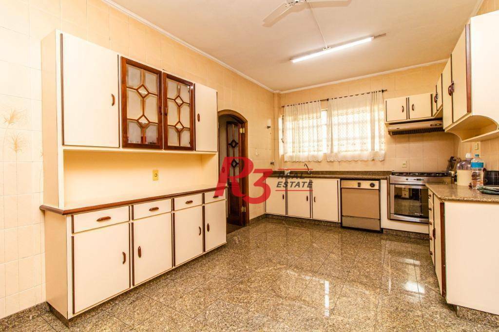 Apartamento à venda com 3 quartos, 235m² - Foto 5