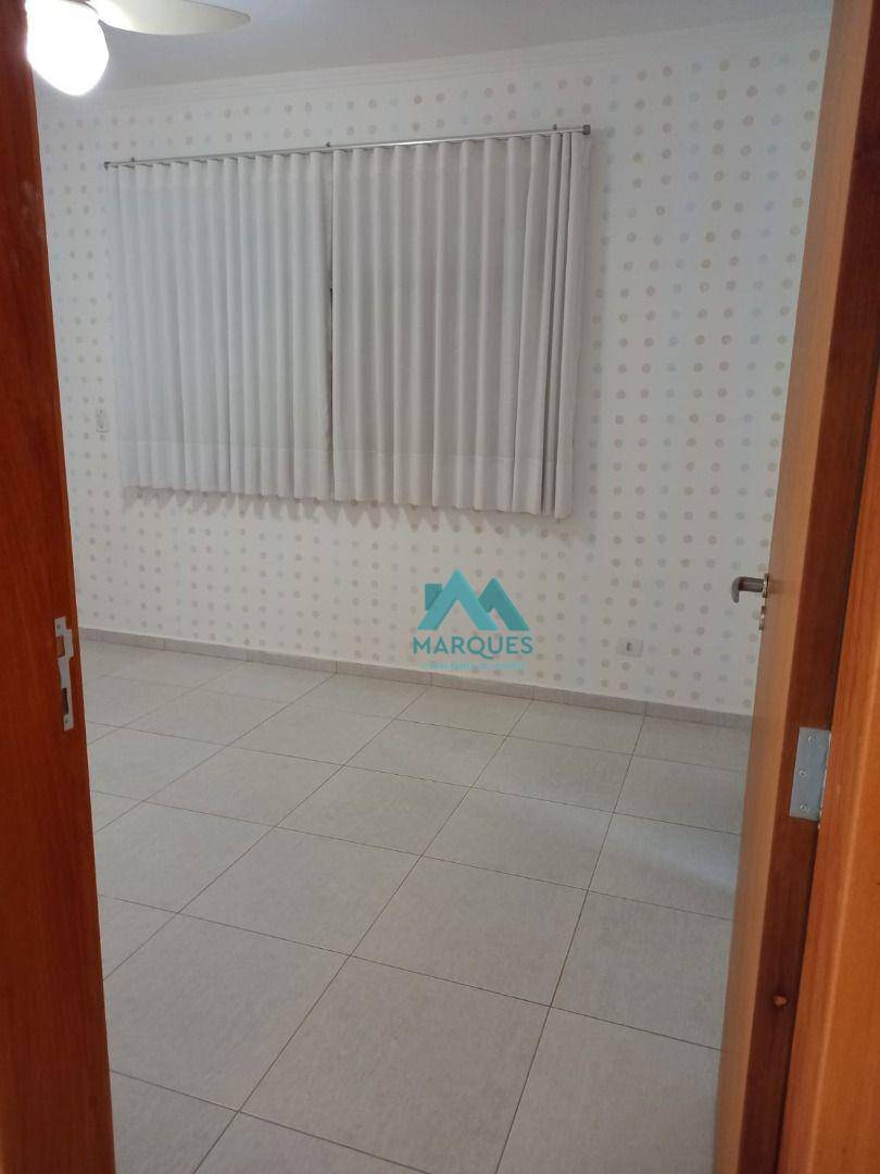 Sobrado à venda com 3 quartos, 178m² - Foto 9