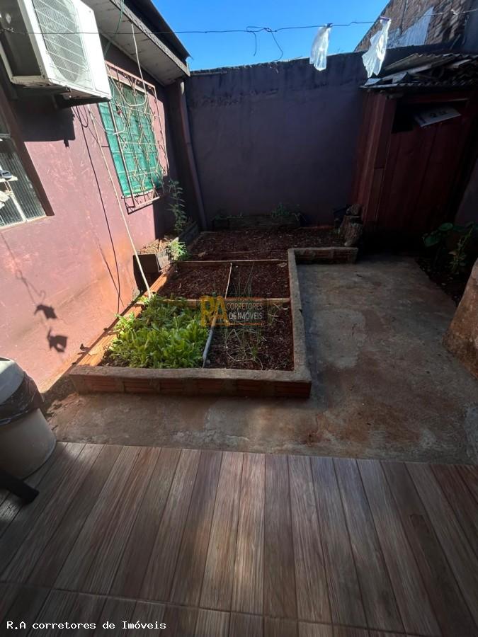Casa à venda com 3 quartos, 323m² - Foto 17