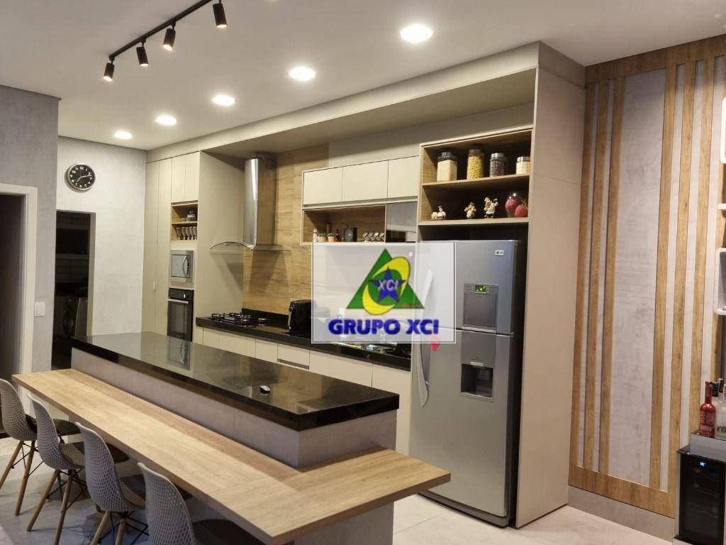 Sobrado à venda com 4 quartos, 345m² - Foto 5