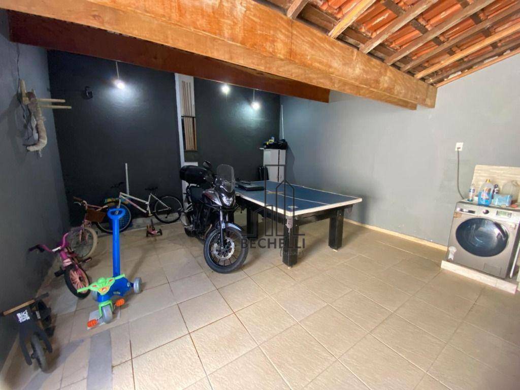 Casa à venda com 4 quartos, 170m² - Foto 12