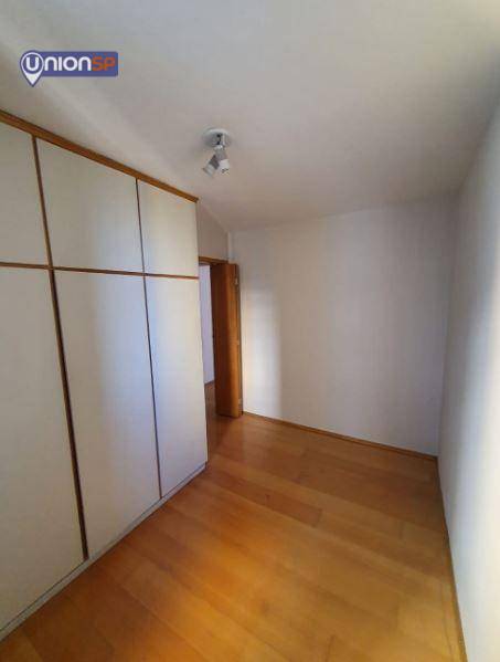 Apartamento à venda com 3 quartos, 75m² - Foto 6