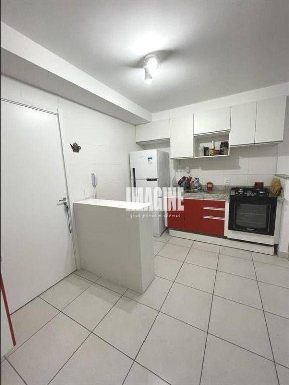 Apartamento à venda com 1 quarto, 37m² - Foto 4