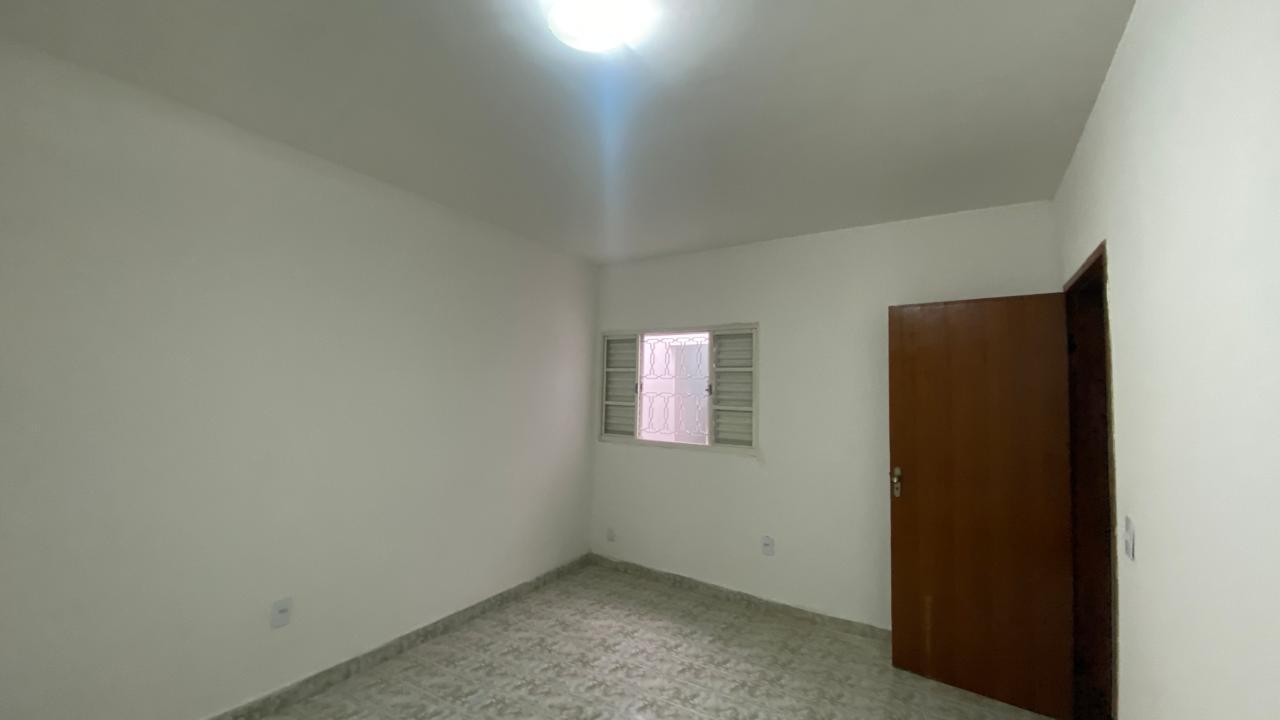 Casa para alugar com 3 quartos, 160m² - Foto 10