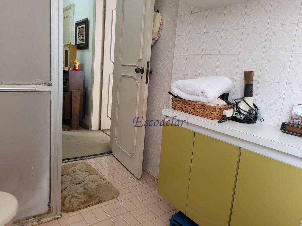 Apartamento à venda com 3 quartos, 128m² - Foto 8