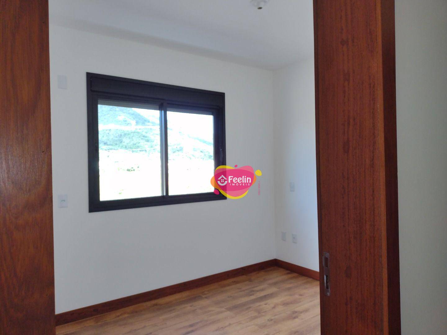 Casa à venda com 3 quartos, 130m² - Foto 16