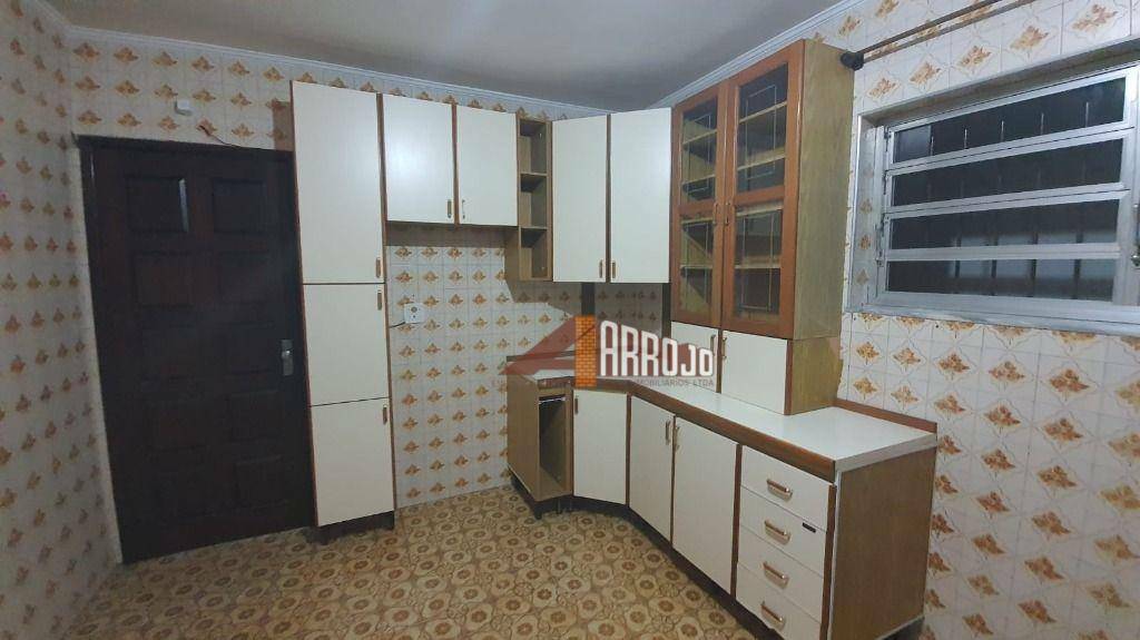 Sobrado à venda com 3 quartos, 150m² - Foto 6