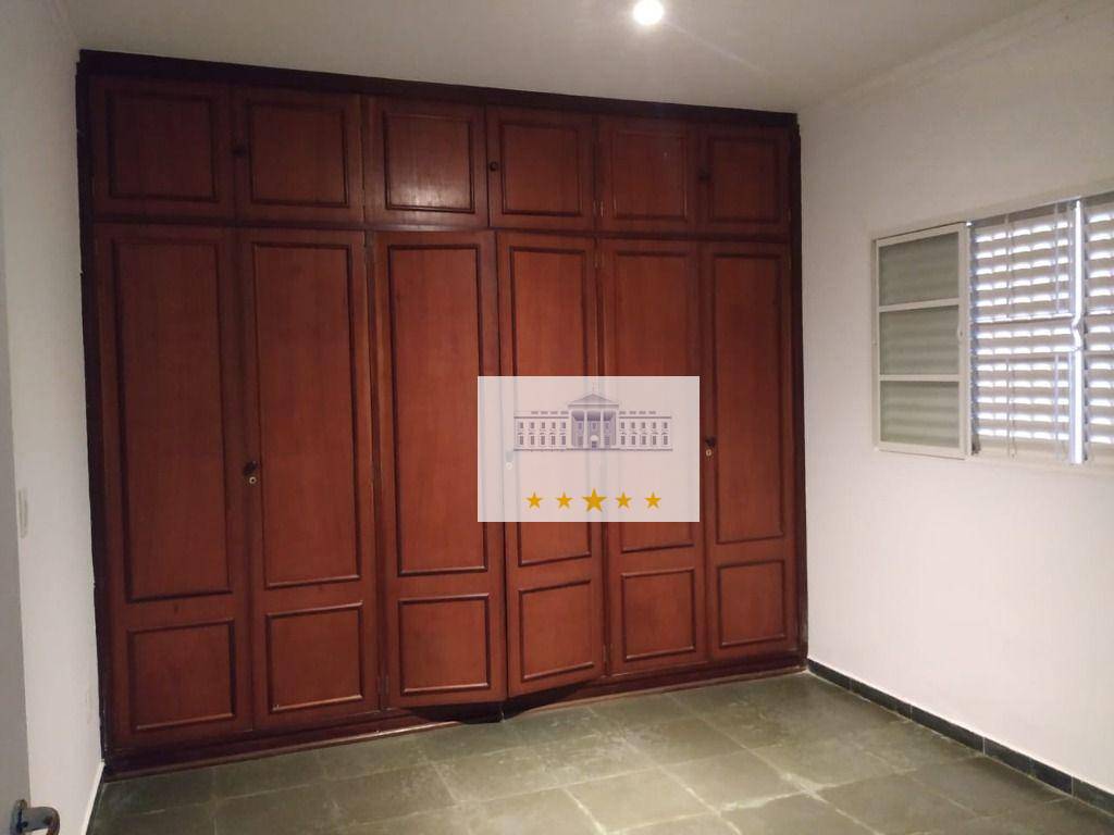 Casa à venda com 3 quartos, 138m² - Foto 4