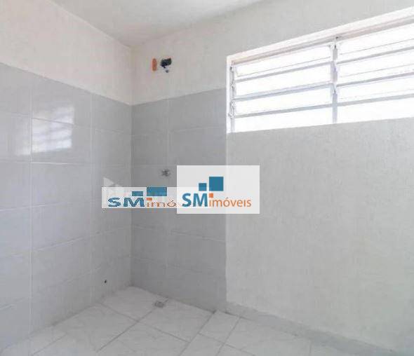 Casa para alugar com 3 quartos, 140m² - Foto 9