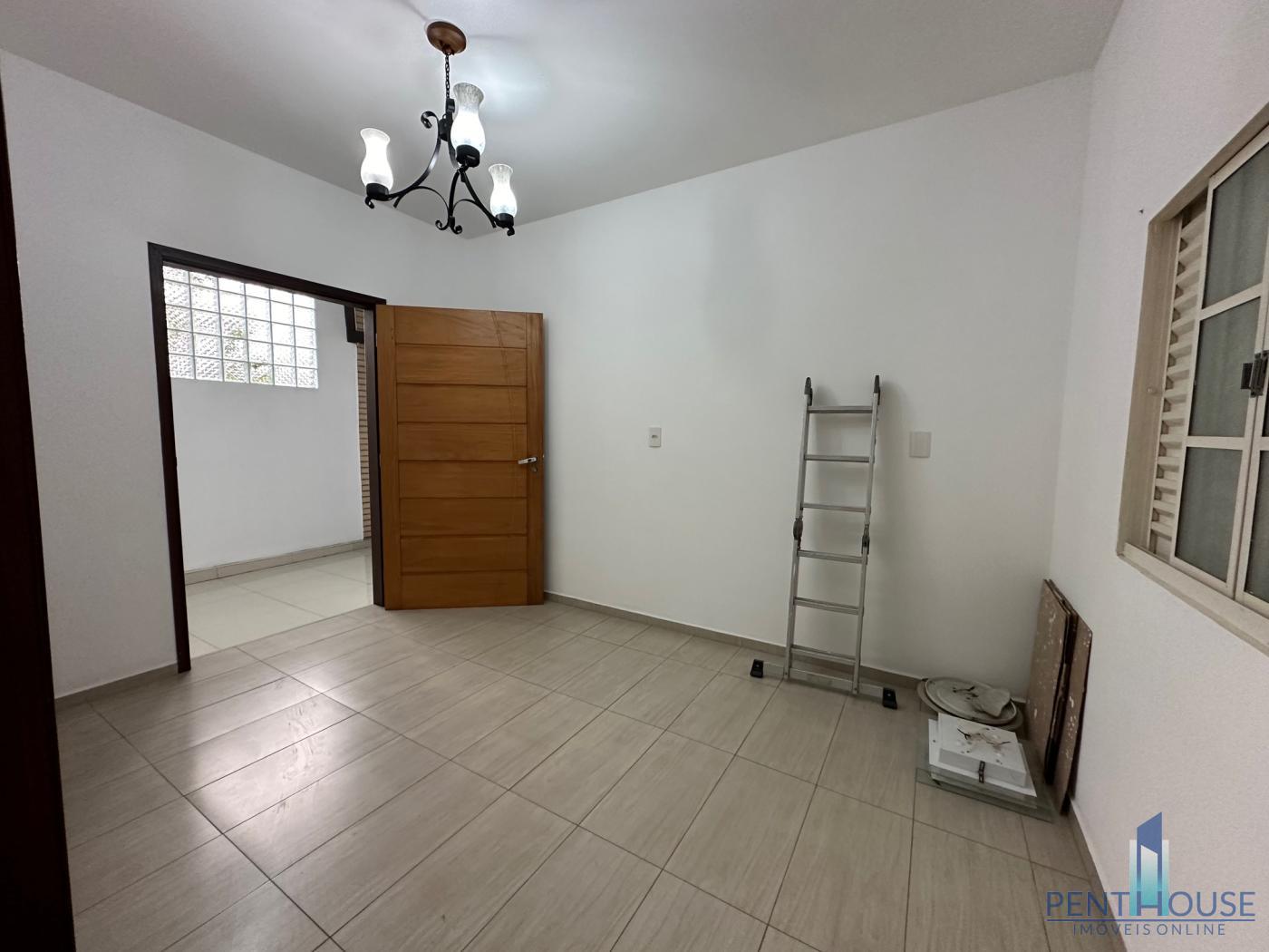 Casa à venda com 4 quartos, 202m² - Foto 8