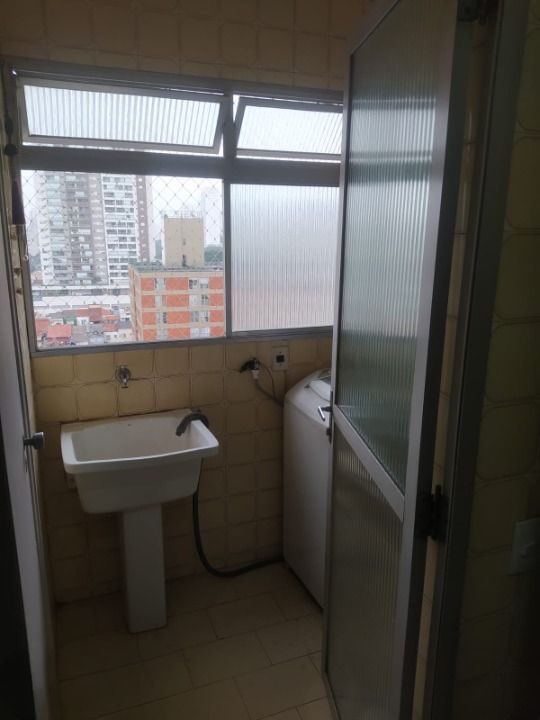 Apartamento para alugar com 2 quartos, 67m² - Foto 8