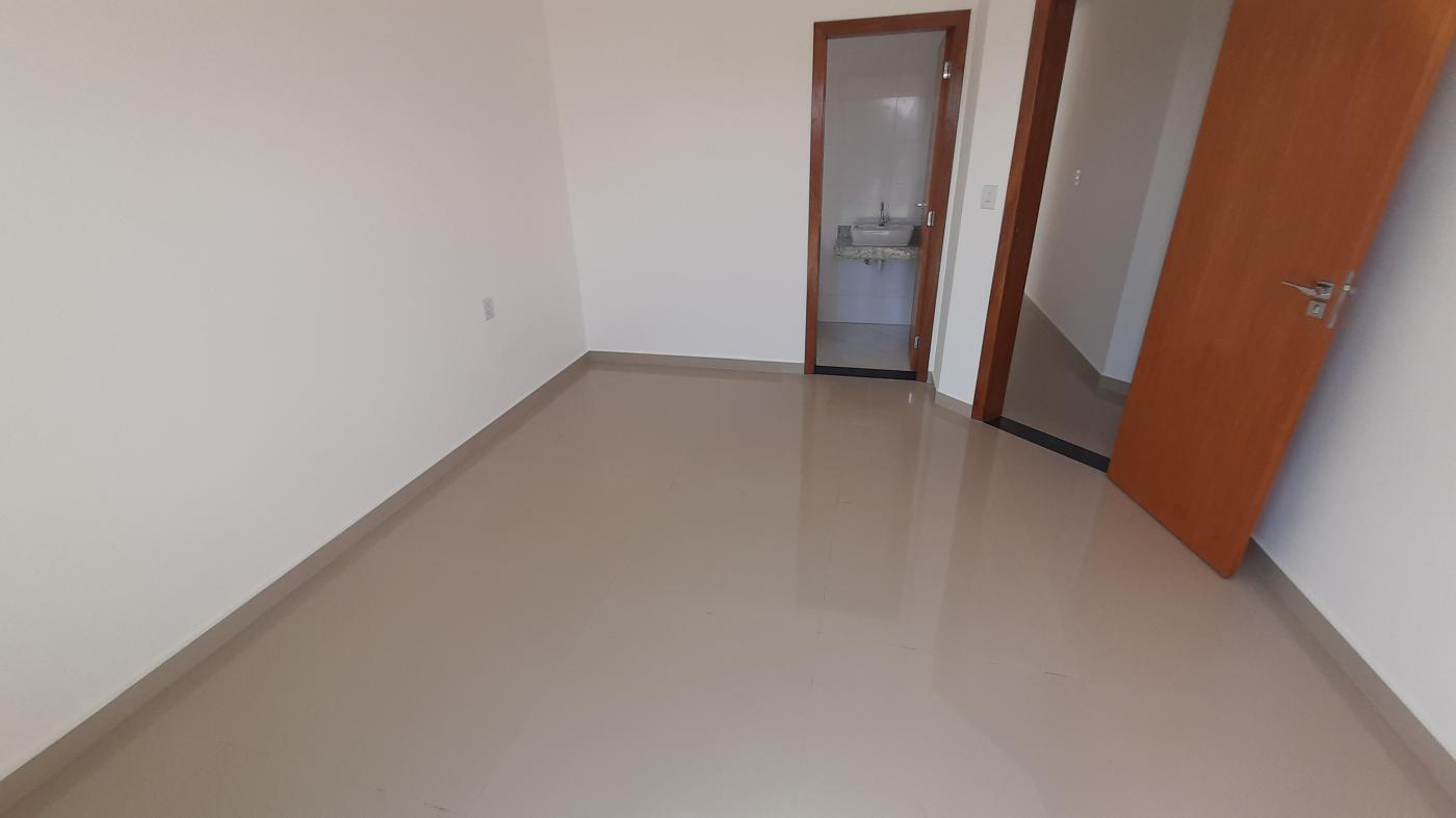 Apartamento à venda com 3 quartos, 83m² - Foto 20