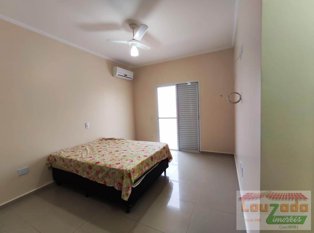 Sobrado à venda com 4 quartos, 300m² - Foto 10