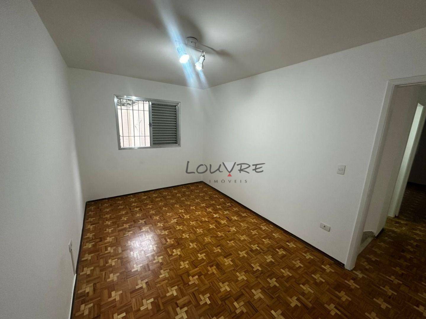 Casa para alugar com 2 quartos, 126m² - Foto 2