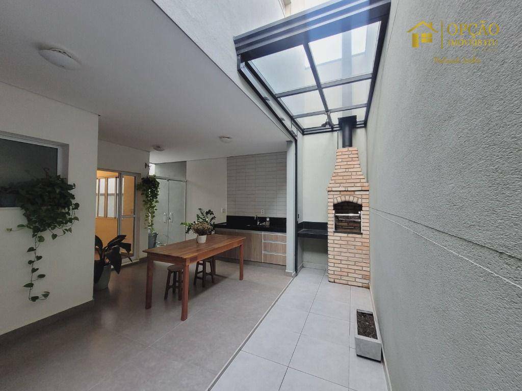 Casa à venda com 3 quartos, 205m² - Foto 16