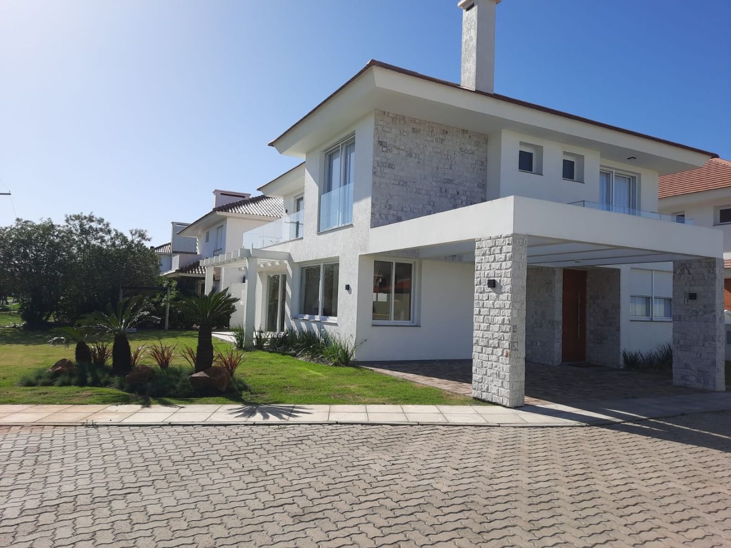 Casa de Condomínio à venda com 4 quartos, 273m² - Foto 3