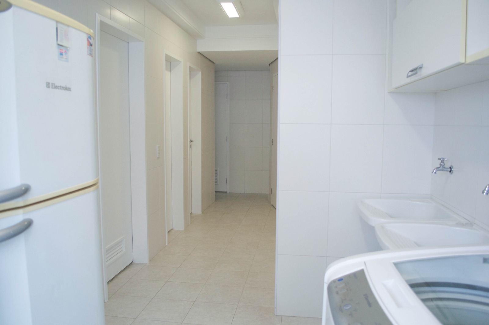 Apartamento à venda com 3 quartos, 198m² - Foto 13