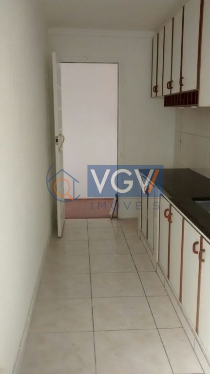 Apartamento à venda com 3 quartos, 81m² - Foto 12