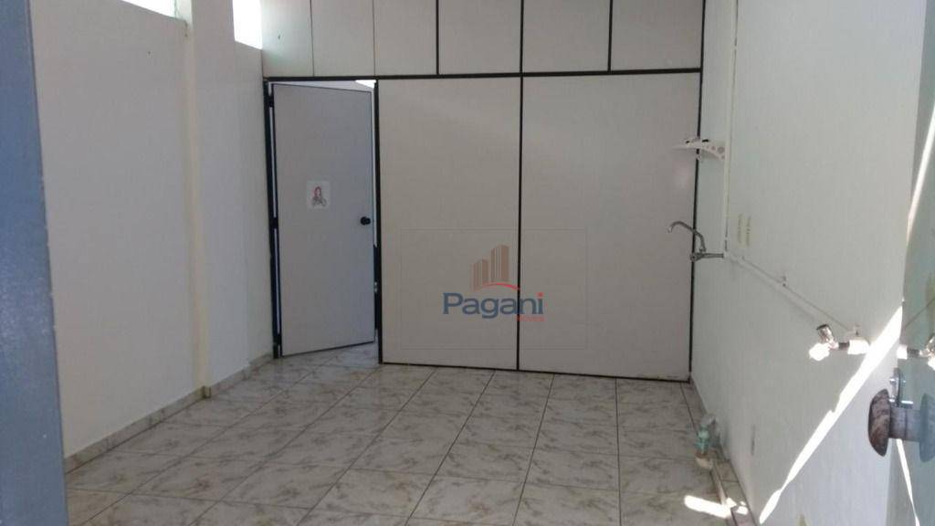 Apartamento à venda com 1 quarto, 30m² - Foto 35