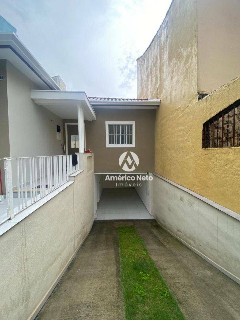 Casa para alugar com 2 quartos, 98m² - Foto 3