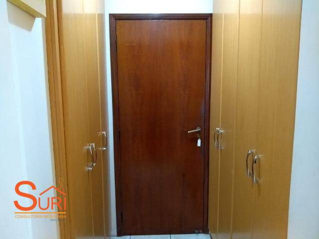 Apartamento à venda com 3 quartos, 140m² - Foto 13