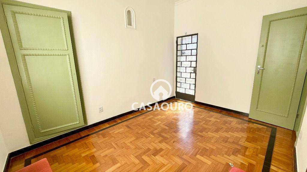 Casa à venda com 2 quartos, 165m² - Foto 22