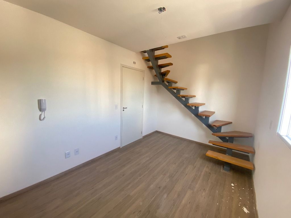 Apartamento para alugar com 1 quarto, 38m² - Foto 2