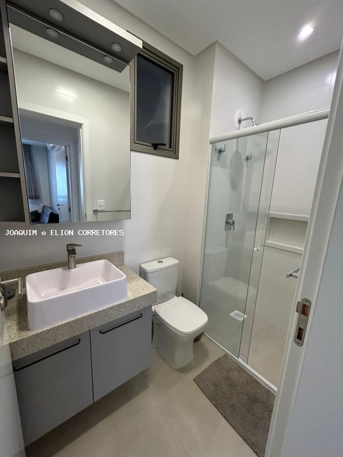 Apartamento à venda com 2 quartos, 64m² - Foto 12