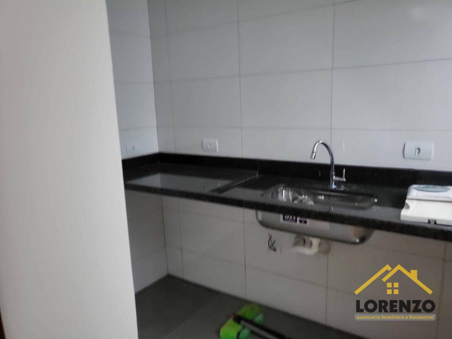 Apartamento à venda com 2 quartos, 42m² - Foto 18