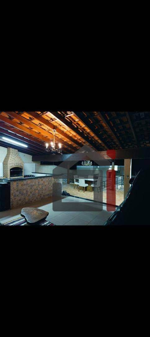 Chácara à venda com 3 quartos, 250m² - Foto 3
