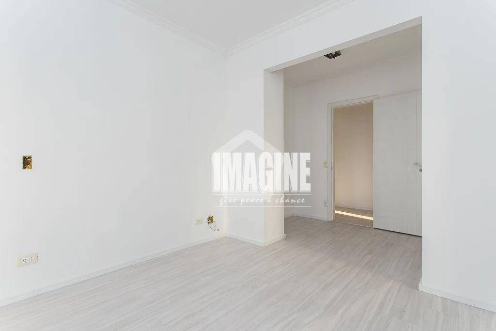 Apartamento à venda com 3 quartos, 131m² - Foto 12