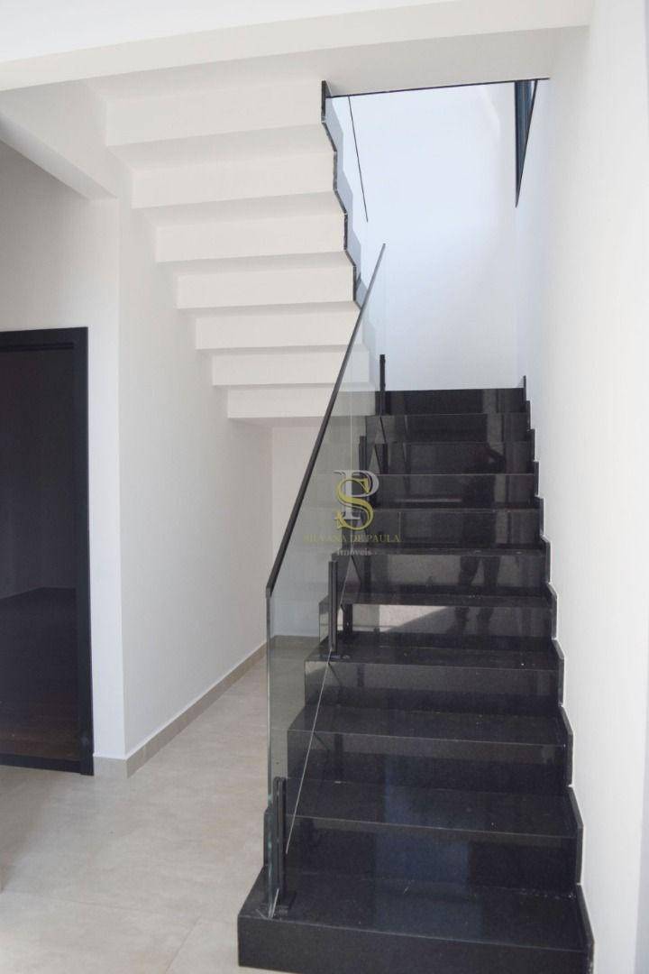 Casa de Condomínio à venda com 4 quartos, 298m² - Foto 18