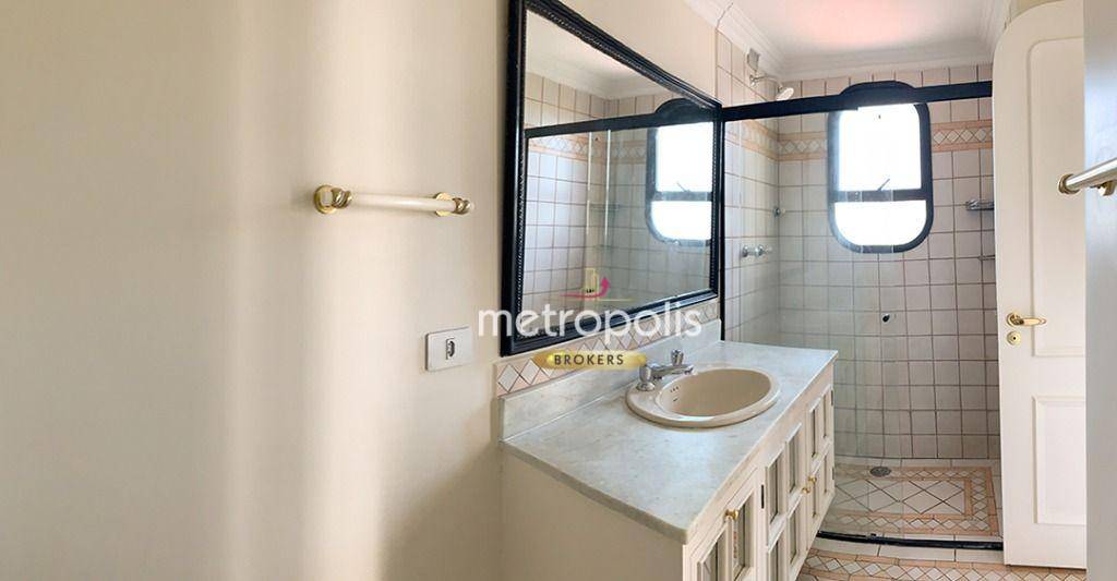 Apartamento para alugar com 4 quartos, 195m² - Foto 35