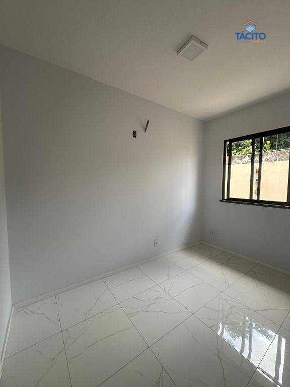 Casa à venda com 3 quartos, 84m² - Foto 14