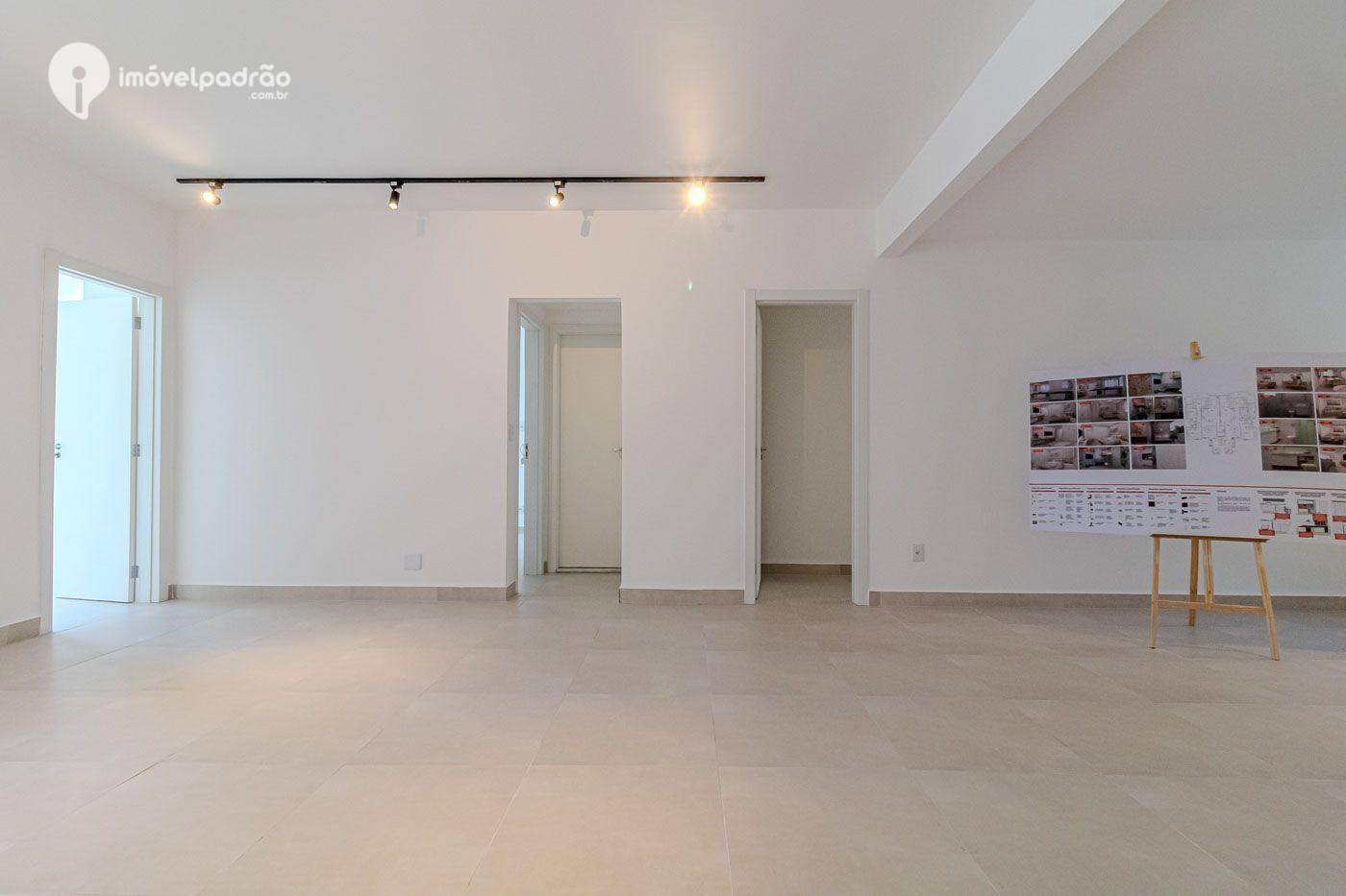 Apartamento à venda com 3 quartos, 135m² - Foto 9