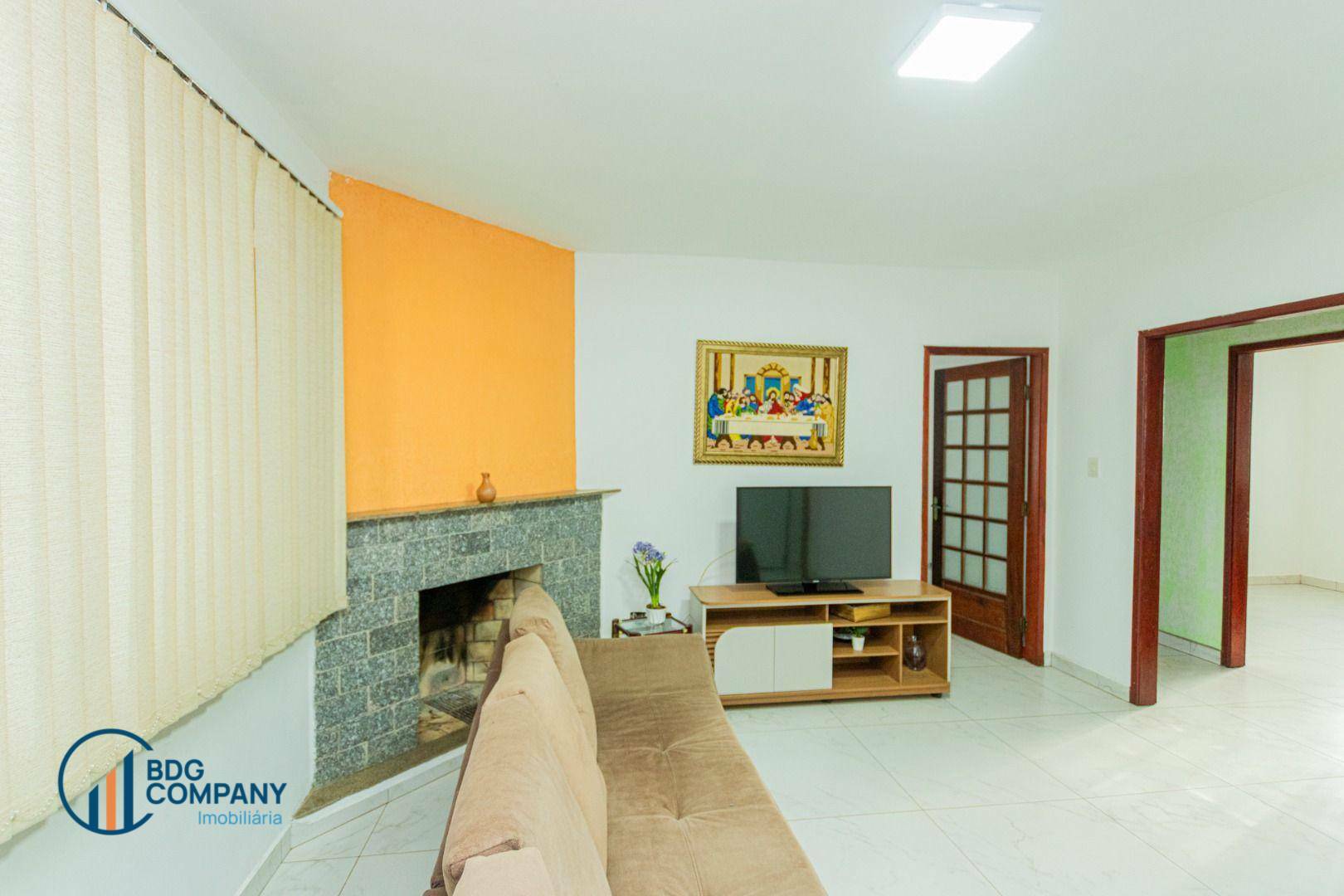 Casa à venda com 3 quartos, 221m² - Foto 5