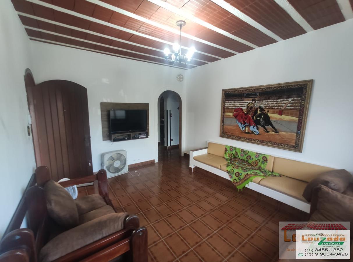 Casa à venda com 2 quartos, 372m² - Foto 4