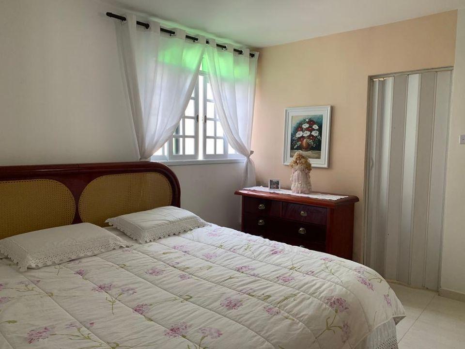 Casa à venda com 3 quartos, 200m² - Foto 13