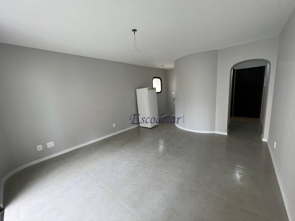 Apartamento à venda com 1 quarto, 75m² - Foto 4