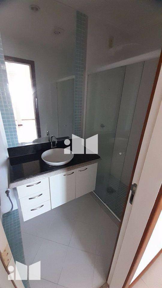 Apartamento à venda com 4 quartos, 157m² - Foto 18