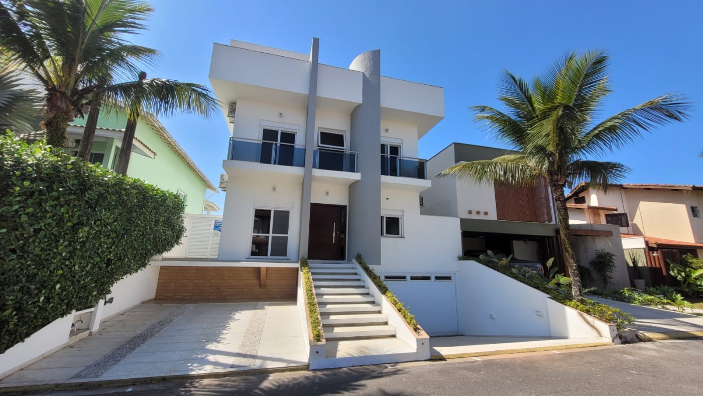 Casa à venda com 4 quartos, 300m² - Foto 2