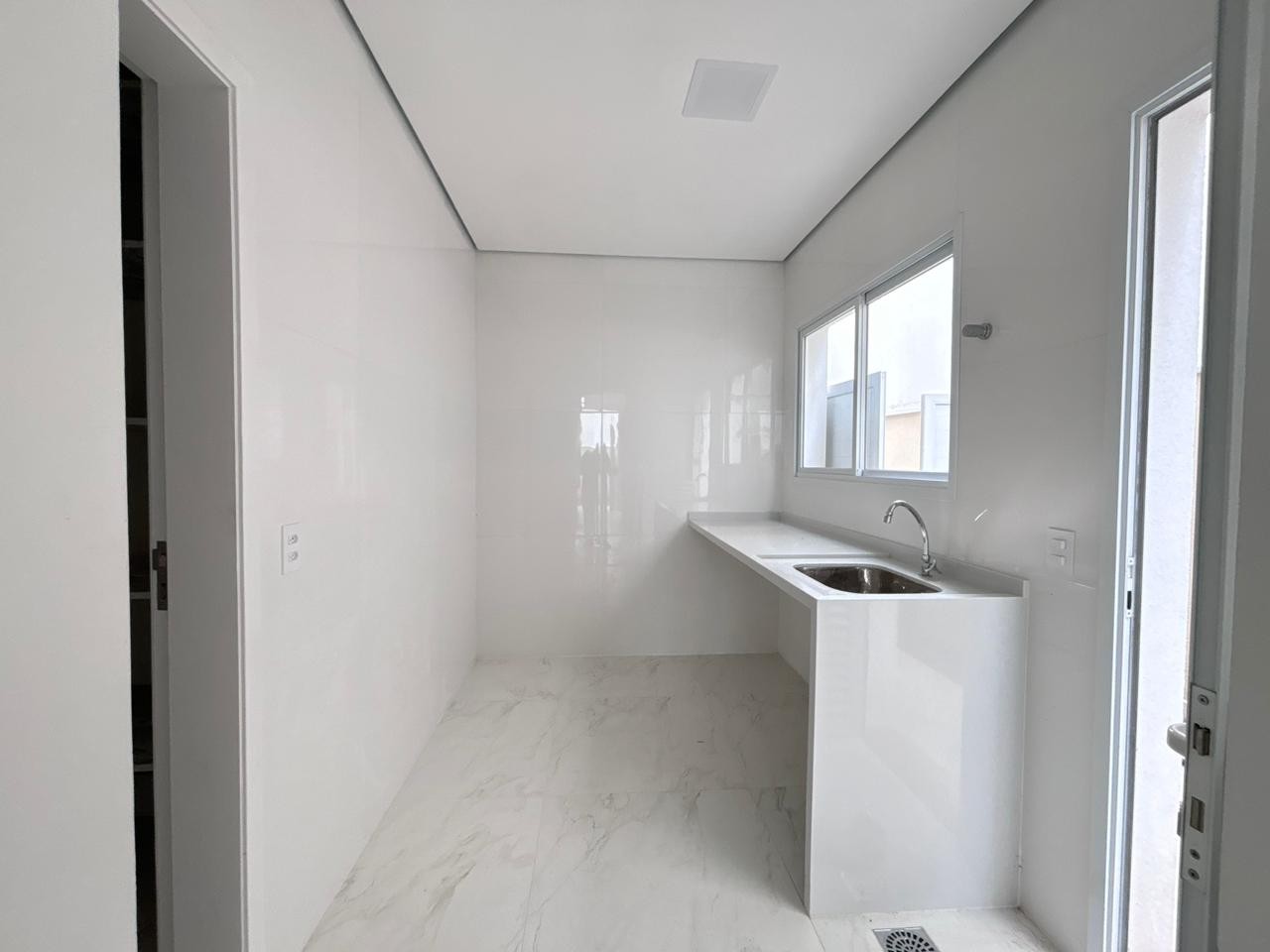 Casa de Condomínio à venda com 3 quartos, 208m² - Foto 45